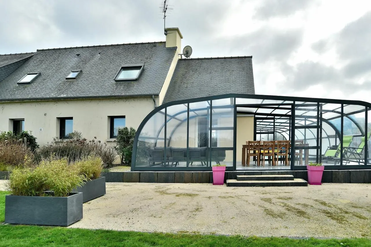 Vakantiehuis Maison Victoria - Avec Piscine Plédèliac